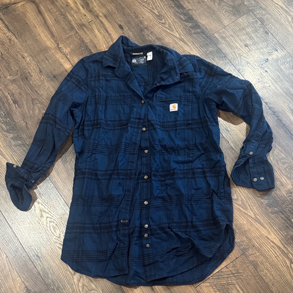 Women’s Carhartt Button Down